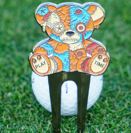 Skins Golf-Voodoo Bear