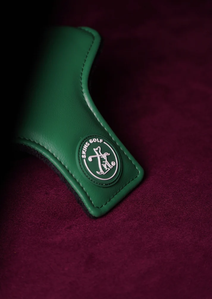 39_e51e1b75-5e96-41b2-b9d4-4b1351d2eb30 SKINS GOLF - CASINO ROYALE MALLET HEADCOVER