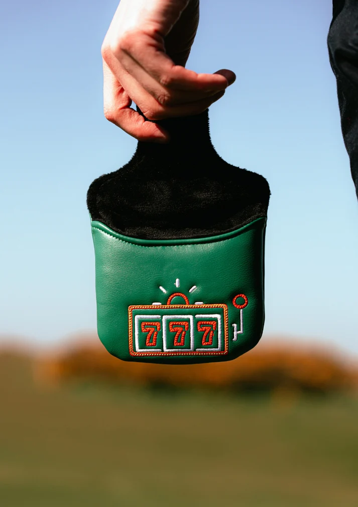 41_7366df03-1050-40f1-aae9-35349178bb79 SKINS GOLF - CASINO ROYALE MALLET HEADCOVER